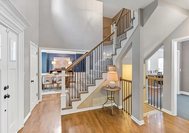 Photo 3 of Sale Pending at 11404 Linden St, Leawood, KS 66211 | MLS# 2634329 | Listing updated on 2026-08-28