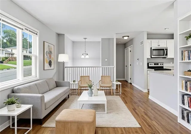 Photo 3 of Single family home for sale at 4912 N Smalley Ave, Kansas City, MO 64119 | MLS# 2634330 | Listing updated on 2026-08-28