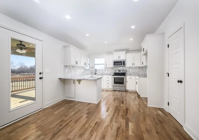 image of 1661 N 156th St, Basehor, KS 66007 | MLS# 2634353