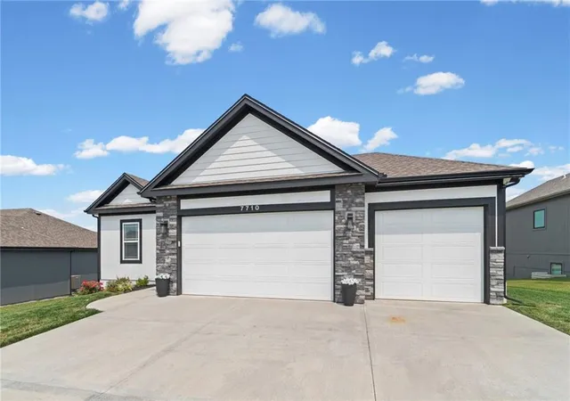 Photo 3 of Single family home for sale at 7710 Ne 107th Street, Kansas City, MO 64157 | MLS# 2634361 | Listing updated on 2026-09-06