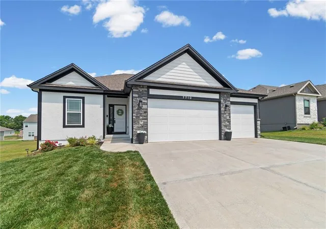 Photo 2 of Single family home for sale at 7710 Ne 107th Street, Kansas City, MO 64157 | MLS# 2634361 | Listing updated on 2026-09-06