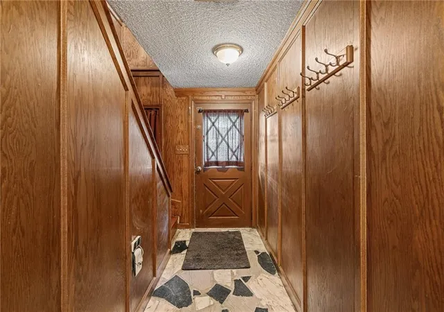 Photo 1 of Single family home for sale at 5819 Perry Ln, Merriam, KS 66203 | MLS# 2634363 | Listing updated on 2026-09-21