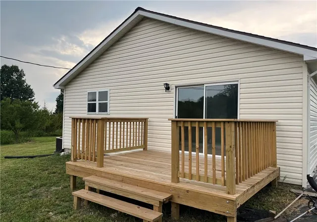 4th image of 10 Nebraska Dr, Linn Valley, KS 66040 | MLS# 2634370