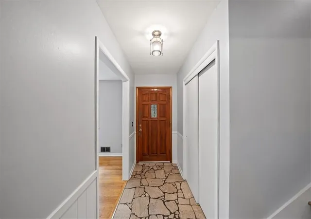 Photo 4 of Sale Pending at 4506 E 105 Street, Kansas City, MO 64137 | MLS# 2634375 | Listing updated on 2026-08-18
