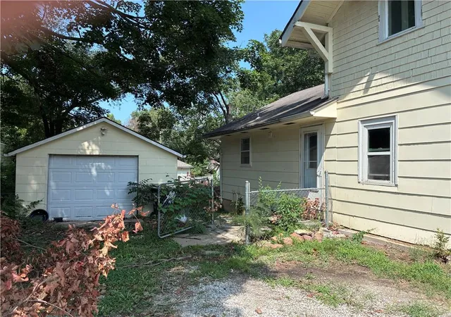 5th image of 1104 S Independence N/A, Harrisonville, MO 64701 | MLS# 2634376