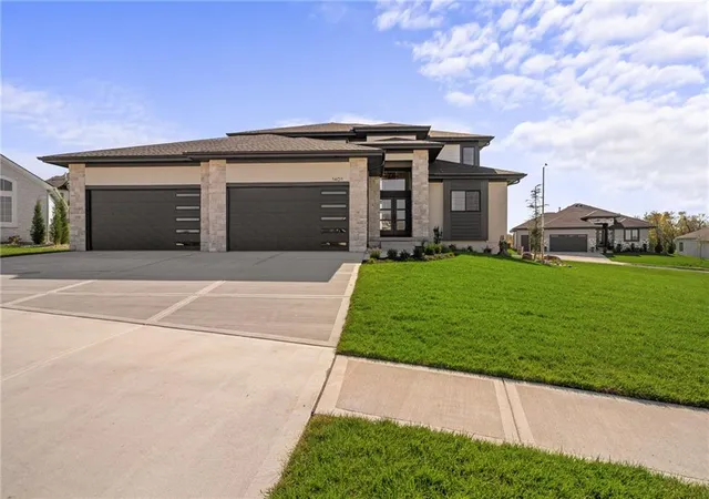 Photo 1 of Single family home for sale at 1401 Upton Ct, Raymore, MO 64083 | MLS# 2634385 | Listing updated on 2026-10-28