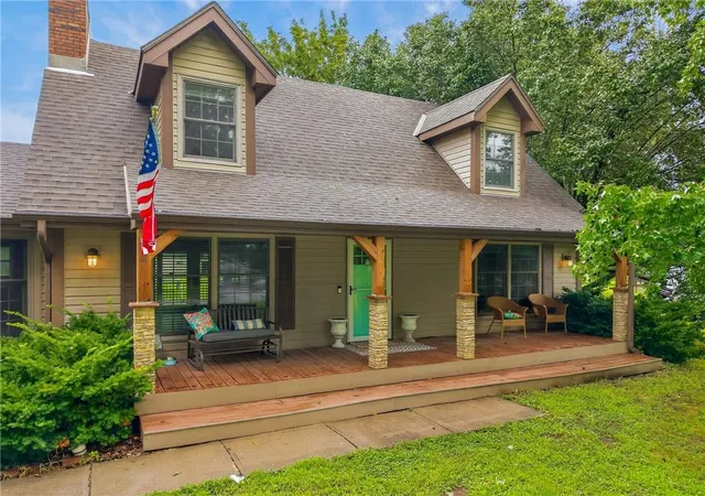 1st image of 25302 E 130th St, Greenwood, MO 64034 | MLS# 2634388