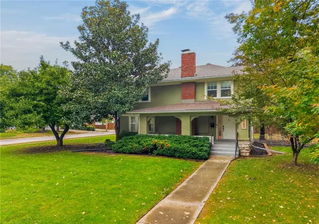 Photo 1 of Single family home for sale at 7303 Madison Ave, Kansas City, MO 64114 | MLS# 2634391 | Listing updated on 2026-10-18