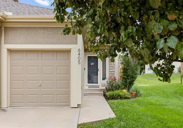 1st image of 6405 Constance St, Shawnee, KS 66216 | MLS# 2634396