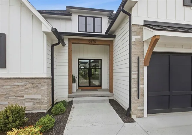 4th image of 10675 W 142Nd Ter, Overland Park, KS 66221 | MLS# 2634401