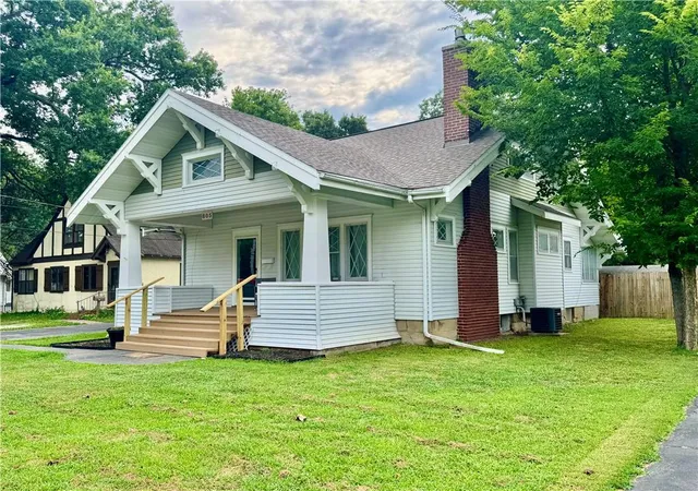 1st image of 805 S 2nd St, Clinton, MO 64735 | MLS# 2634406