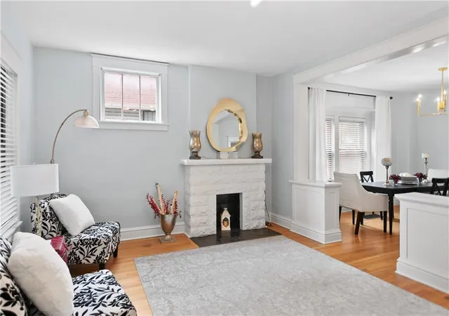 Photo 1 of Single family home for sale at 4004 Bell St, Kansas City, MO 64111 | MLS# 2634409 | Listing updated on 2026-09-03
