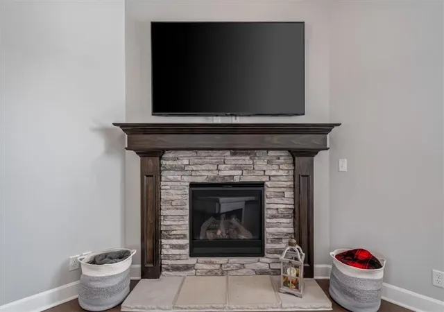 Photo 3 of Single family home for sale at 1327 N 161st Terrace, Basehor, KS 66007 | MLS# 2634416 | Listing updated on 2026-08-06