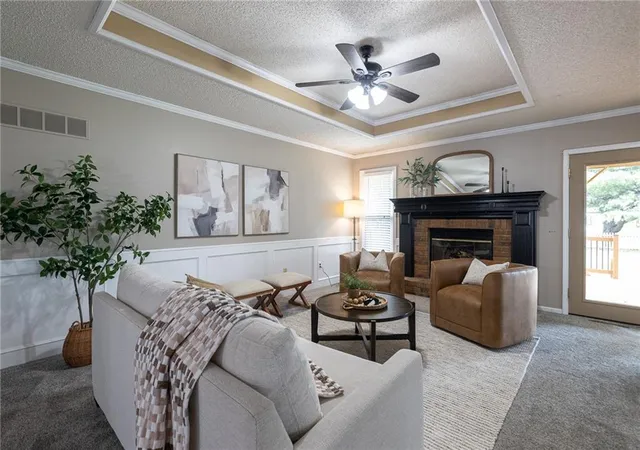 Photo 4 of Sale Pending at 801 SW Southgate Dr, Blue Springs, MO 64015 | MLS# 2634441 | Listing updated on 2026-09-04