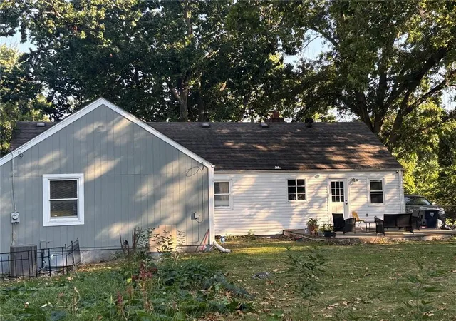 Photo 33 of Single family home for sale at 2318 Ne Pence Ave, Kansas City, MO 64118 | MLS# 2634445 | Listing updated on 2026-09-08