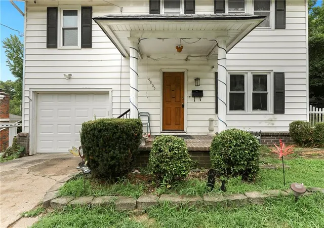 3rd image of 9805 E Jewell Ct, Independence, MO 64052 | MLS# 2634450