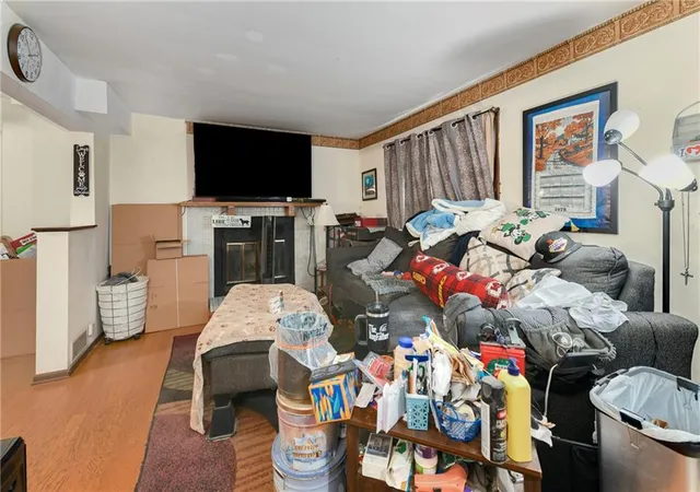 4th image of 9805 E Jewell Ct, Independence, MO 64052 | MLS# 2634450