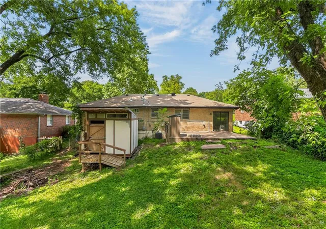 4th image of 6617 Ne 49Th Ter, Kansas City, MO 64119 | MLS# 2634451