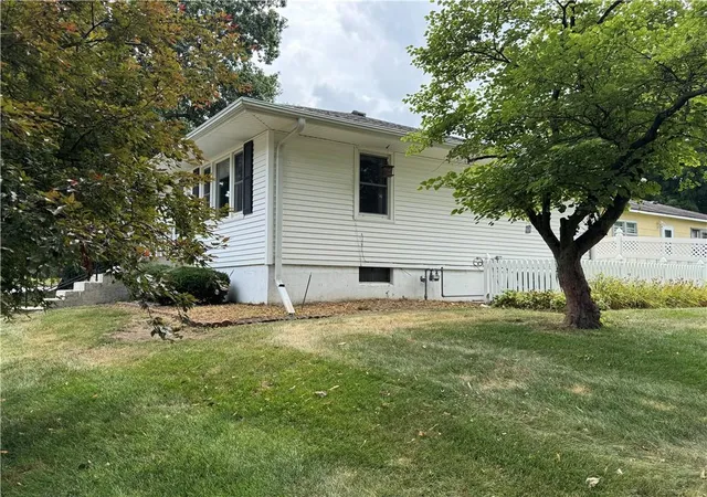5th image of 1210 Lipper Ave, Higginsville, MO 64037 | MLS# 2634455