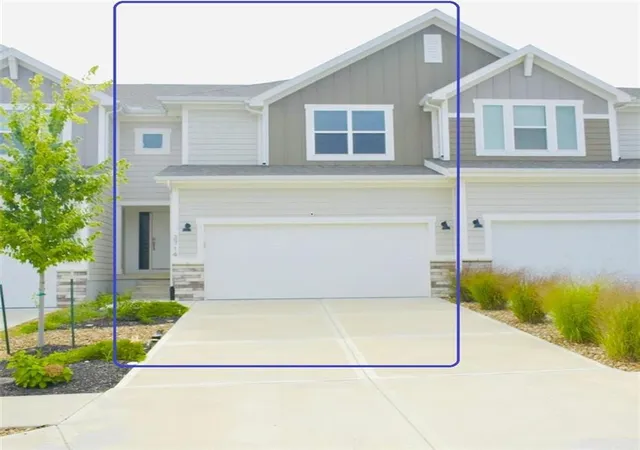 Photo 1 of Townhouse for sale at 3714 Sw Walsh Dr, Lees Summit, MO 64082 | MLS# 2634459 | Listing updated on 2026-08-07