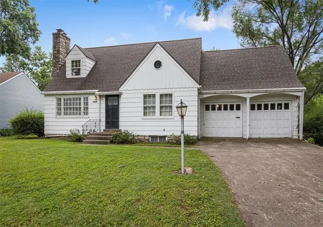 Photo 1 of Sale Pending at 10011 E & 10009 35th Ter S, Independence, MO 64052 | MLS# 2634464 | Listing updated on 2026-08-25