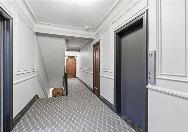 23rd image of 807 W 48th St #602, Kansas City, MO 64112 | MLS# 2634466
