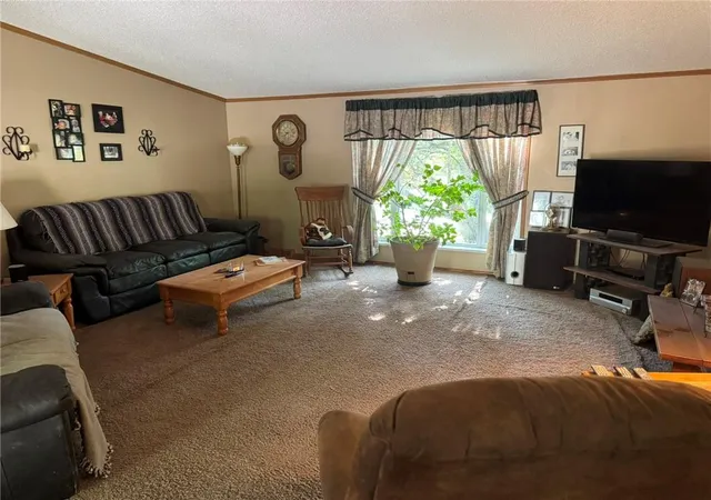 4th image of 25 El Dorado Ln, Linn Valley, KS 66040 | MLS# 2634474