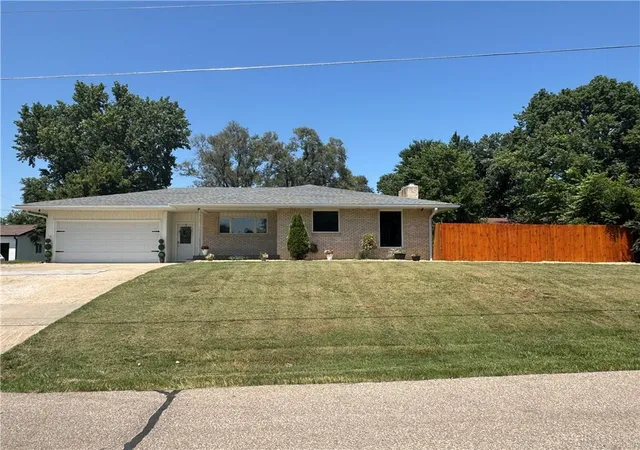 1st image of 506 Atchison St, Oskaloosa, KS 66066 | MLS# 2634487
