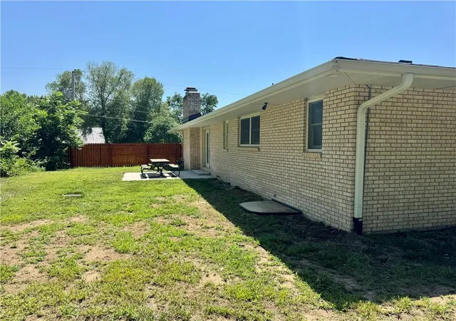 5th image of 506 Atchison St, Oskaloosa, KS 66066 | MLS# 2634487