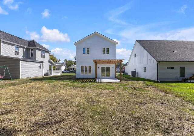 Photo 4 of Single family home for sale at 607 N Mead St, Cameron, MO 64429 | MLS# 2634490 | Listing updated on 2026-10-10