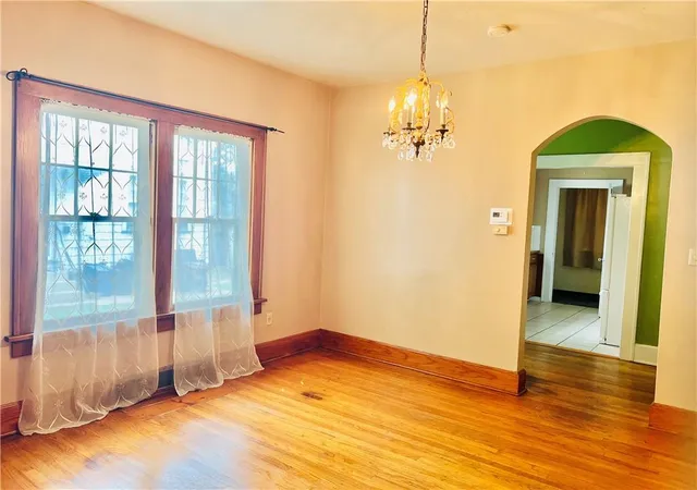 Photo 4 of Sale Pending at 1913 Lovers Ln, Saint Joseph, MO 64505 | MLS# 2634504 | Listing updated on 2026-08-21