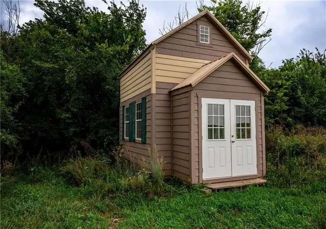 Photo 3 of Sale Pending at 781/789 Old US 50 Hwy, Williamsburg, KS 66095 | MLS# 2634506 | Listing updated on 2026-09-07
