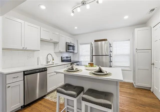 Photo 3 of Single family home for sale at 9028 Mcgee St, Kansas City, MO 64114 | MLS# 2634507 | Listing updated on 2026-10-19