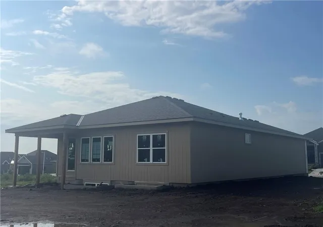 4th image of 15446 W 161St St, Olathe, KS 66062 | MLS# 2634518