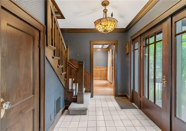 Photo 4 of Single family home for sale at 201 W 1st Street, Carrollton, MO 64633 | MLS# 2634523 | Listing updated on 2026-08-14
