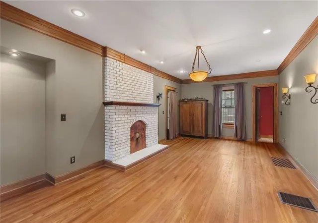Photo 5 of Single family home for sale at 201 W 1st Street, Carrollton, MO 64633 | MLS# 2634523 | Listing updated on 2026-08-14