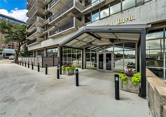 28th image of 600 E Admiral #602 Blvd #602, Kansas City, MO 64106 | MLS# 2634535