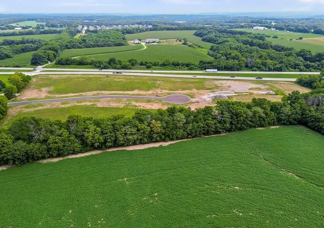 2nd image of 818 Kidwell Ct, Lone Jack, MO 64070 | MLS# 2634543