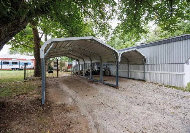 3rd image of 205 W Olive St, Tyro, KS 67364 | MLS# 2634547