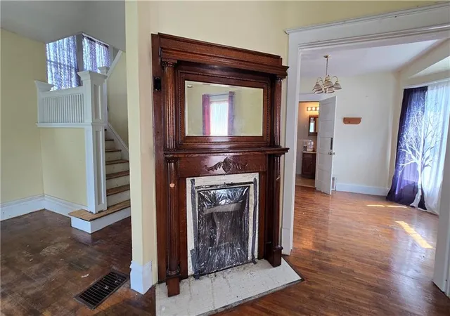 2nd image of 308 Jackson St, Chillicothe, MO 64601 | MLS# 2634567