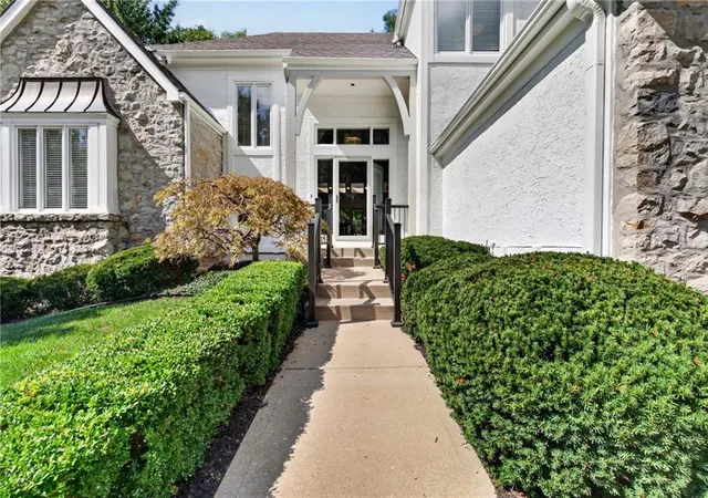 1st image of 4516 W 125th St, Leawood, KS 66209 | MLS# 2634573