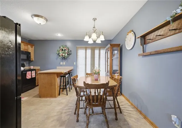2nd image of 309 E Phillips St, Odessa, MO 64076 | MLS# 2634577
