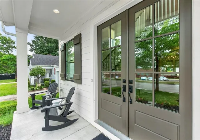 Photo 4 of Sale Pending at 4017 W 67 Street, Prairie Village, KS 66208 | MLS# 2634589 | Listing updated on 2026-09-20