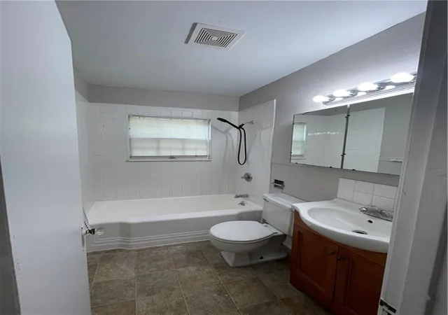 14th image of 3102 Faye Ave, Parsons, KS 67357 | MLS# 2634594