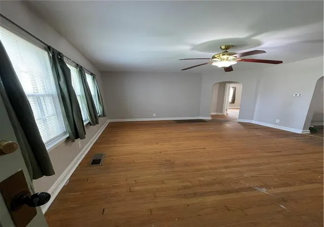 3rd image of 3102 Faye Ave, Parsons, KS 67357 | MLS# 2634594