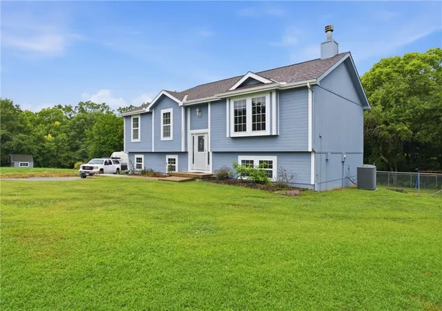 4th image of 5645 Sw Hickory Ridge N/A, Trimble, MO 64492 | MLS# 2634599