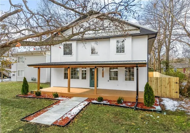 Photo 3 of Single family home for sale at 1327 New Jersey St, Lawrence, KS 66044 | MLS# 2634610 | Listing updated on 2026-09-22