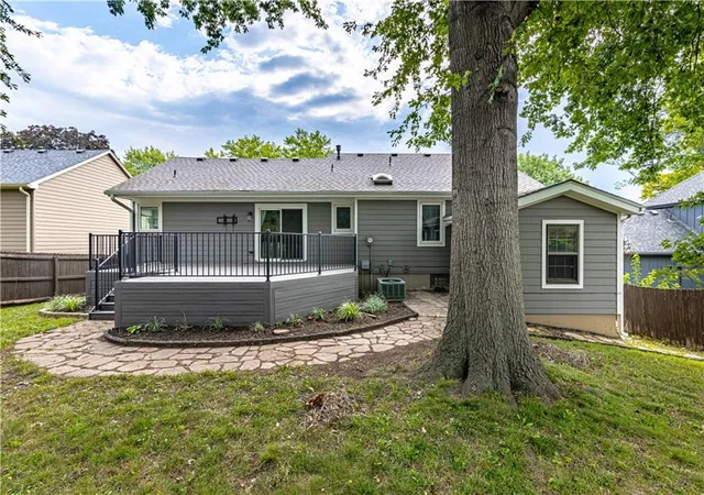 39th image of 11030 Rene St, Lenexa, KS 66215 | MLS# 2634611