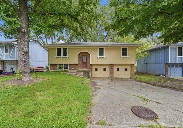 1st image of 6493 Delta Ave, Kansas City, MO 64151 | MLS# 2634614