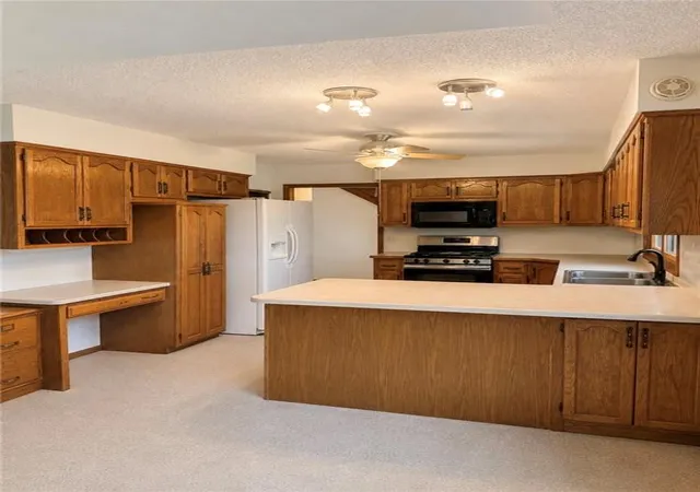 Photo 3 of Single family home for sale at 13620 Scottie Cir, Kearney, MO 64060 | MLS# 2634630 | Listing updated on 2026-09-07